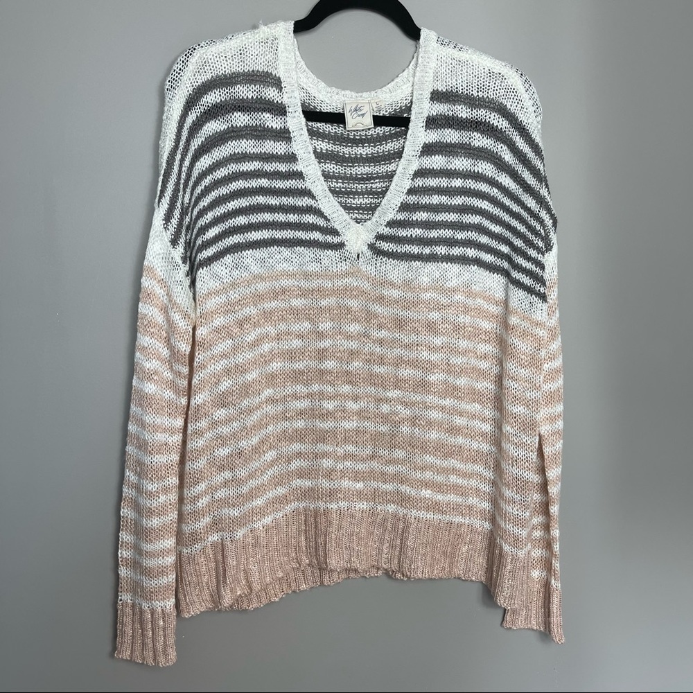 White Crow Loose Knit V Neck Sweater Size Large Open Crochet Top Pale Pink White
